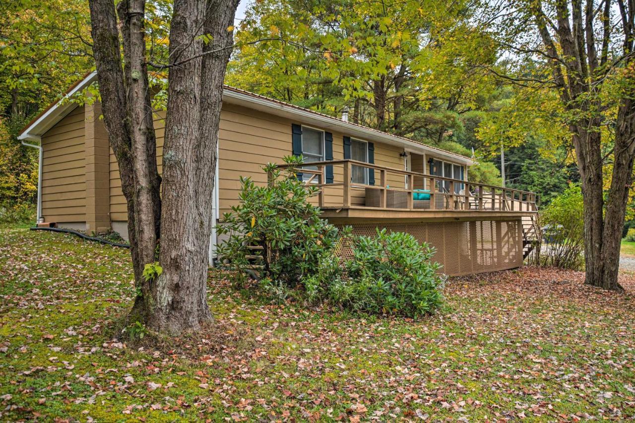 Great Valley Home With On-Site Pond, 7 Mi To Skiing! Экстерьер фото